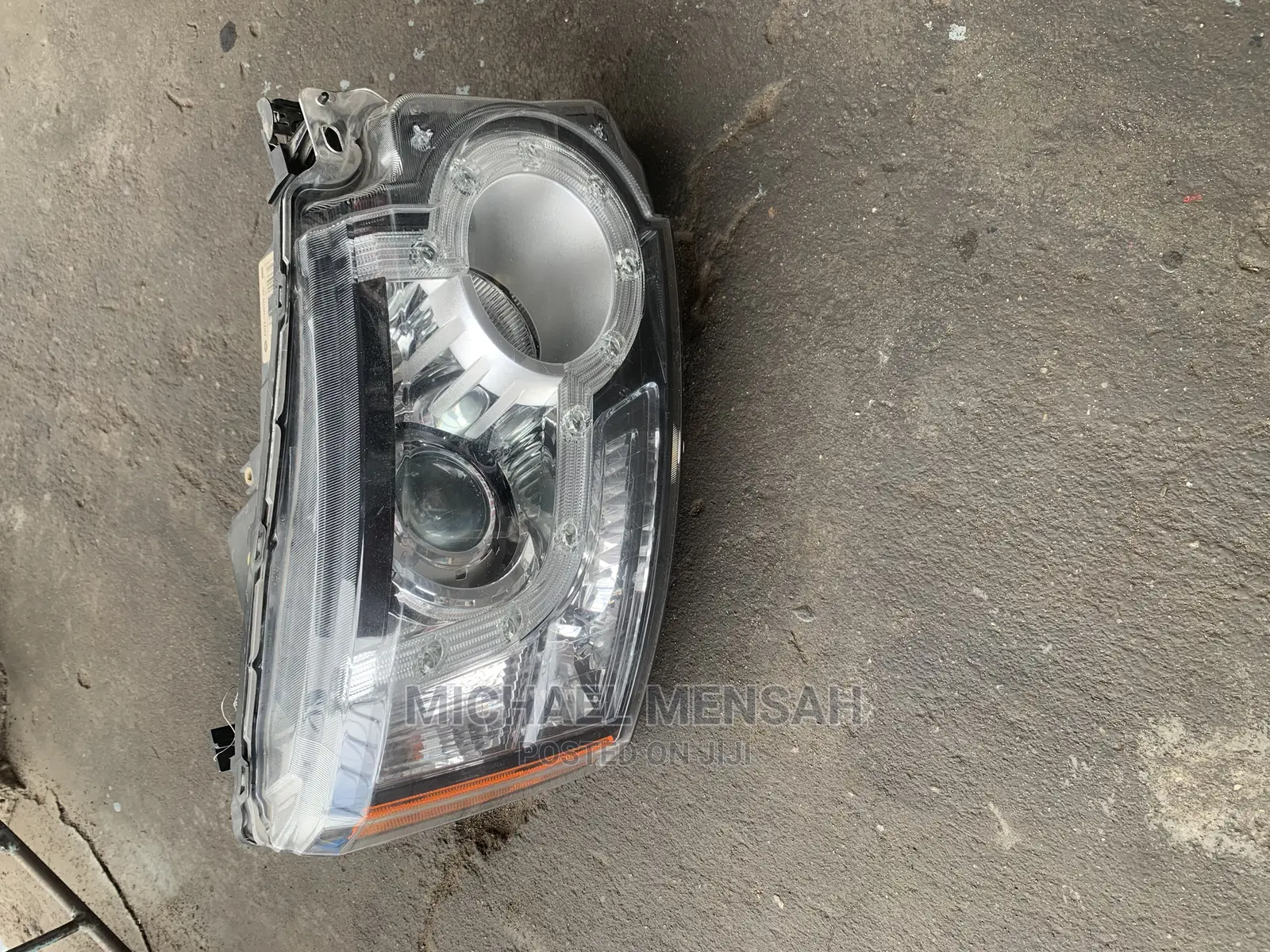 Land Rover Head Light