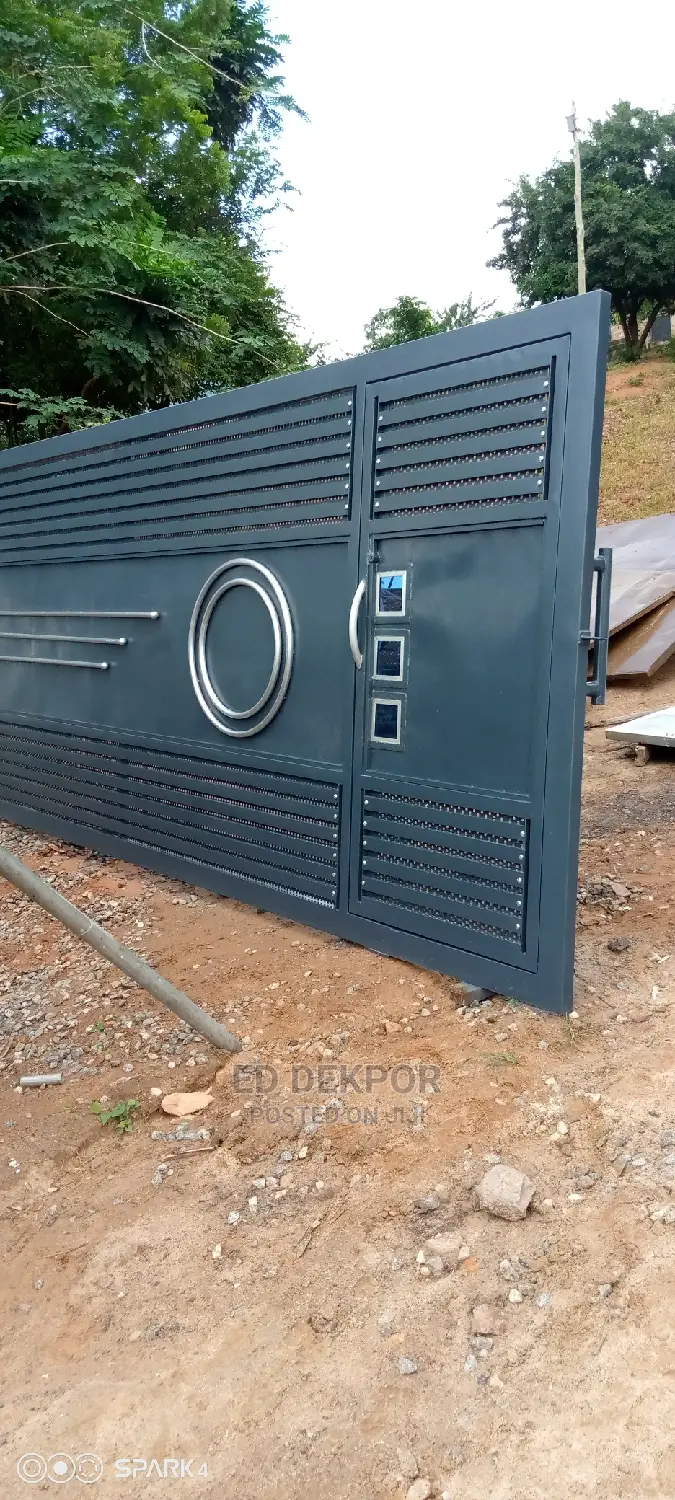 Ed Sliding Gate