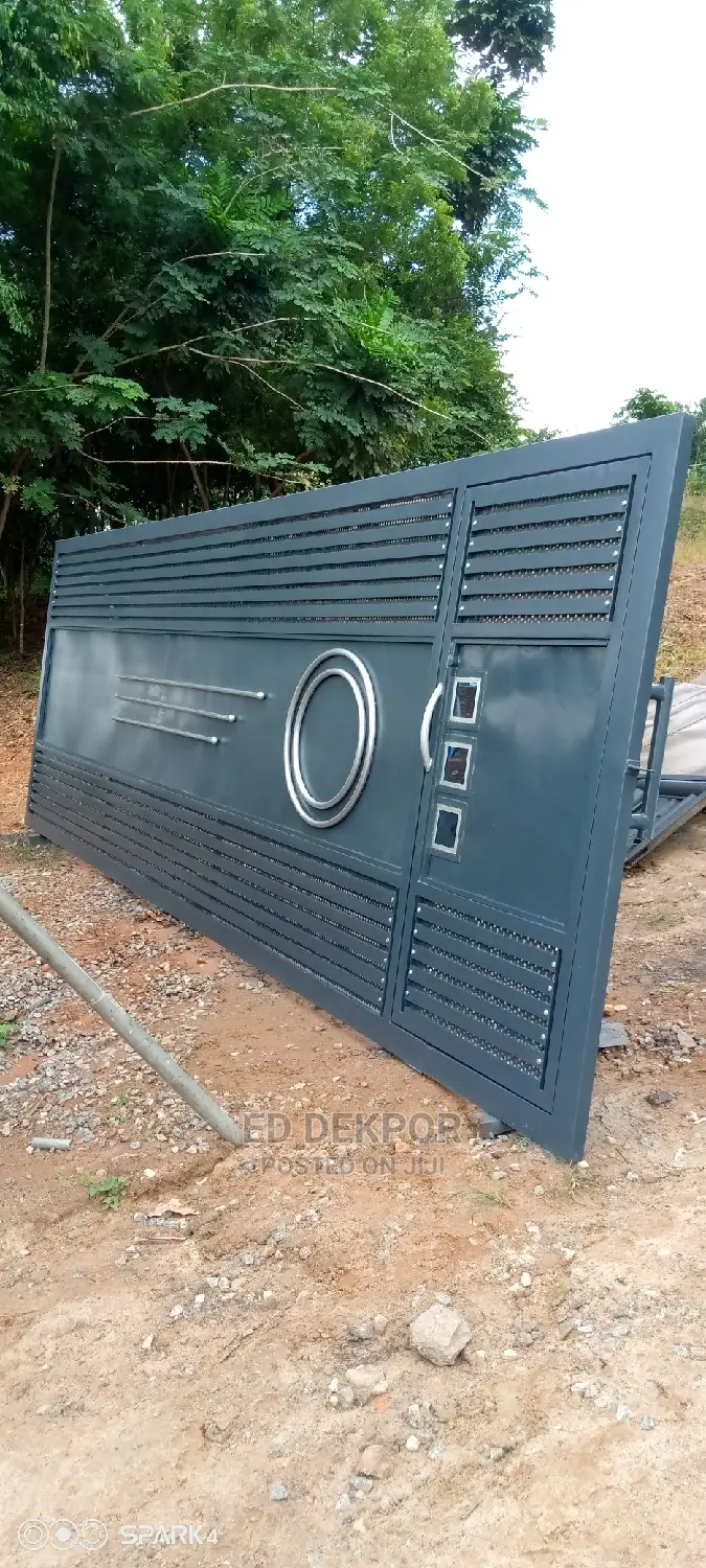 Ed Sliding Gate