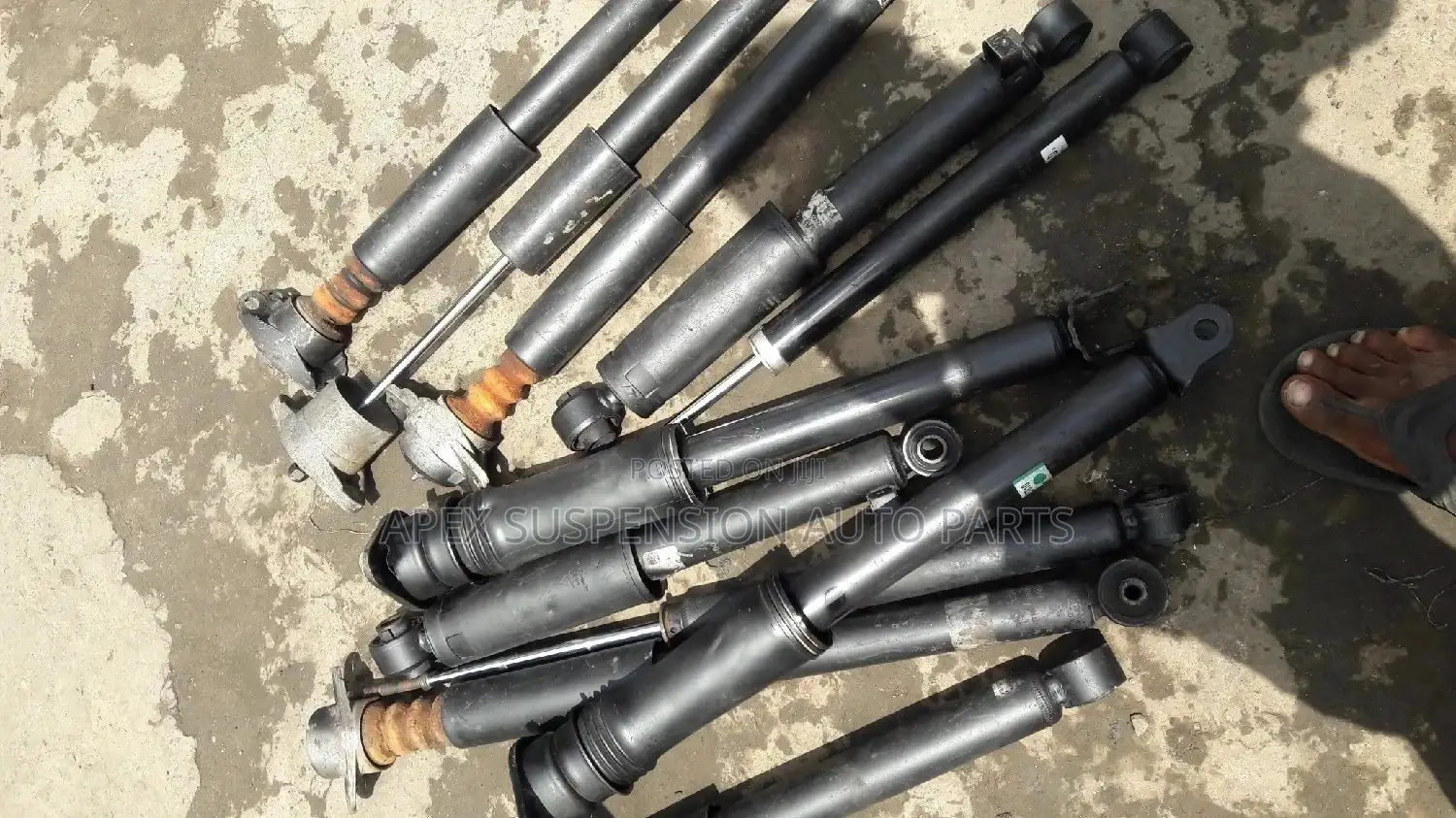 Goods Are in All Kinds of Front and Rear Shocks.