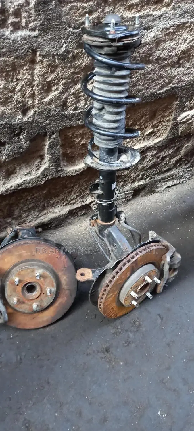 Honda Pilot 2016-2019 Front SHOCK and HUB Pair for Sale