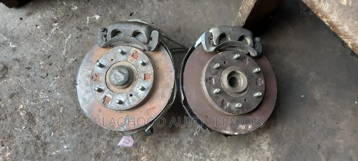 Mistubishi L200 Front Complete WHEEL HUB Pair in Stock