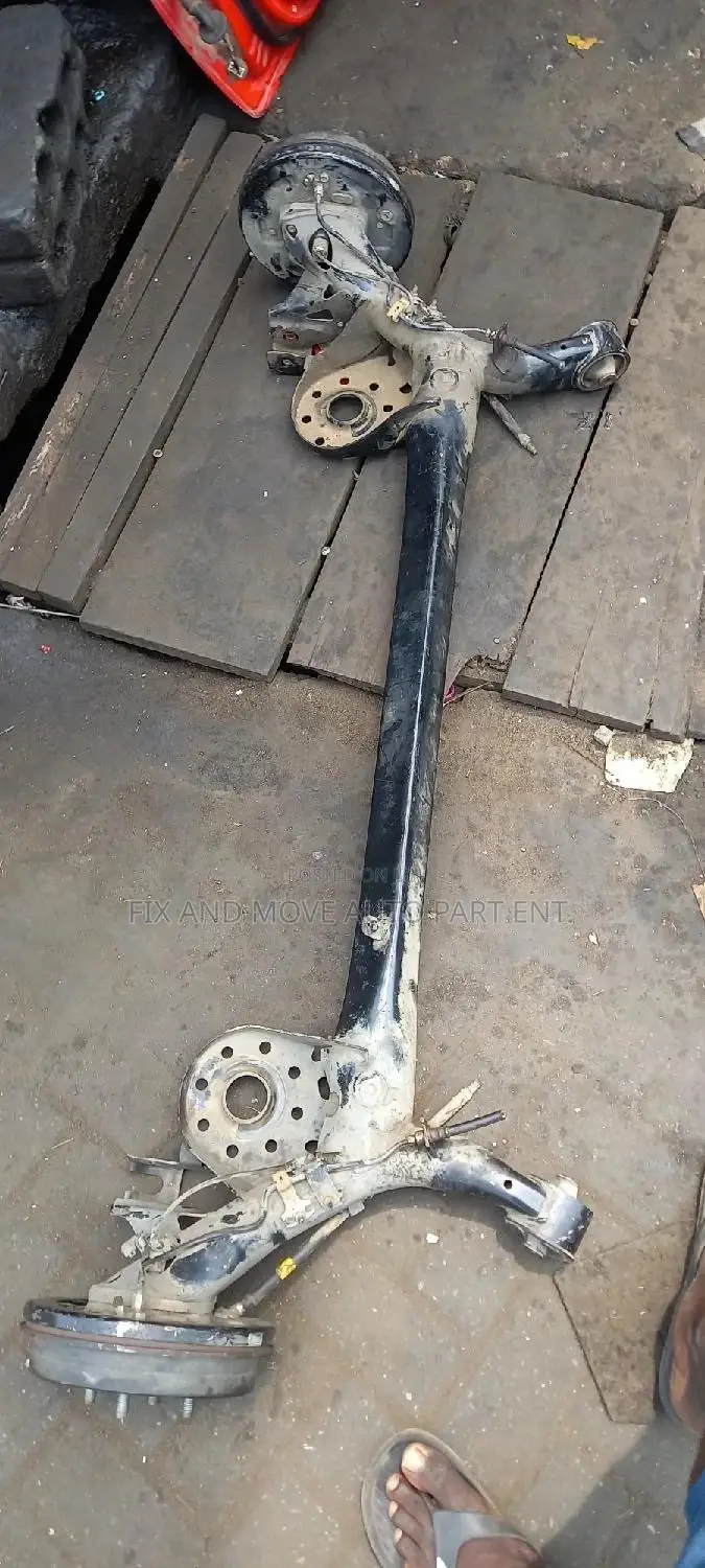 Toyota Yaris/Vitz 2006-2012 BACK AXLE Complete for Sale