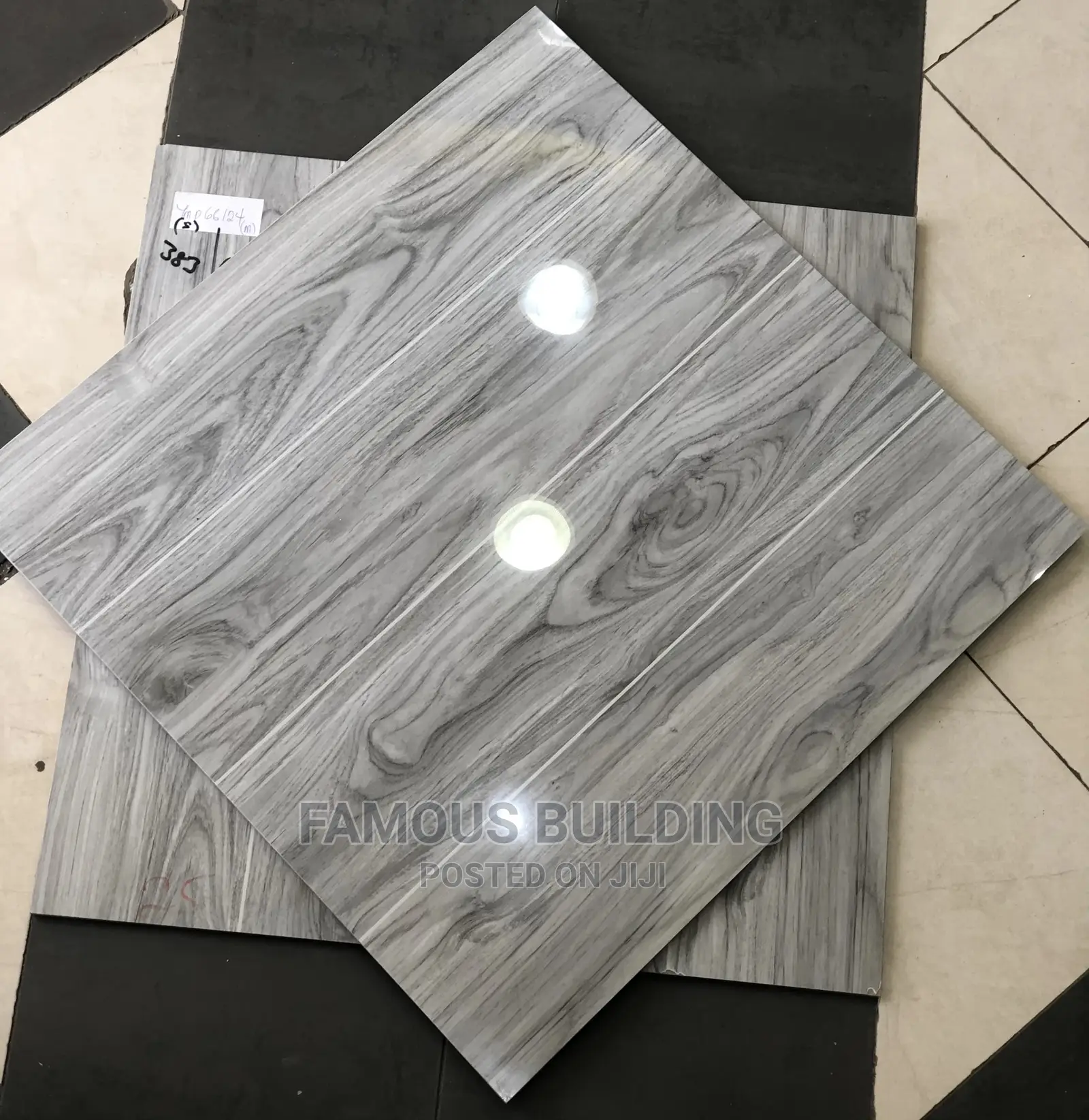 60/60 Ghana Tile