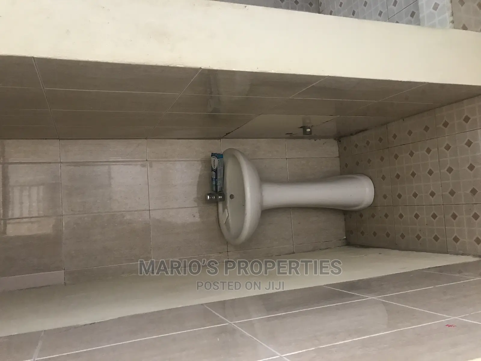 1bdrm Apartment in Mario’S Properties, East Legon for rent