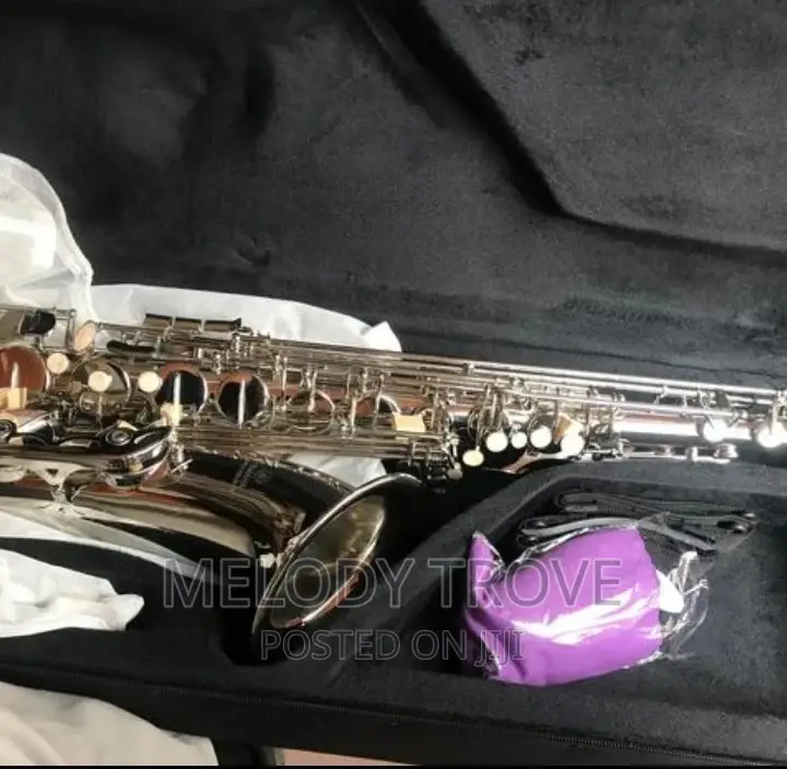Tenor Saxophones