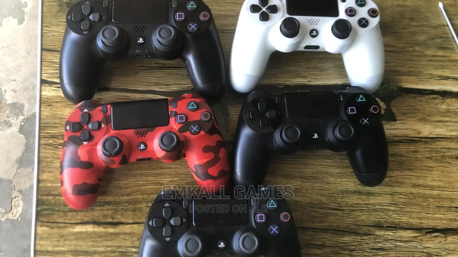 PS4 Home Used Controllers Available