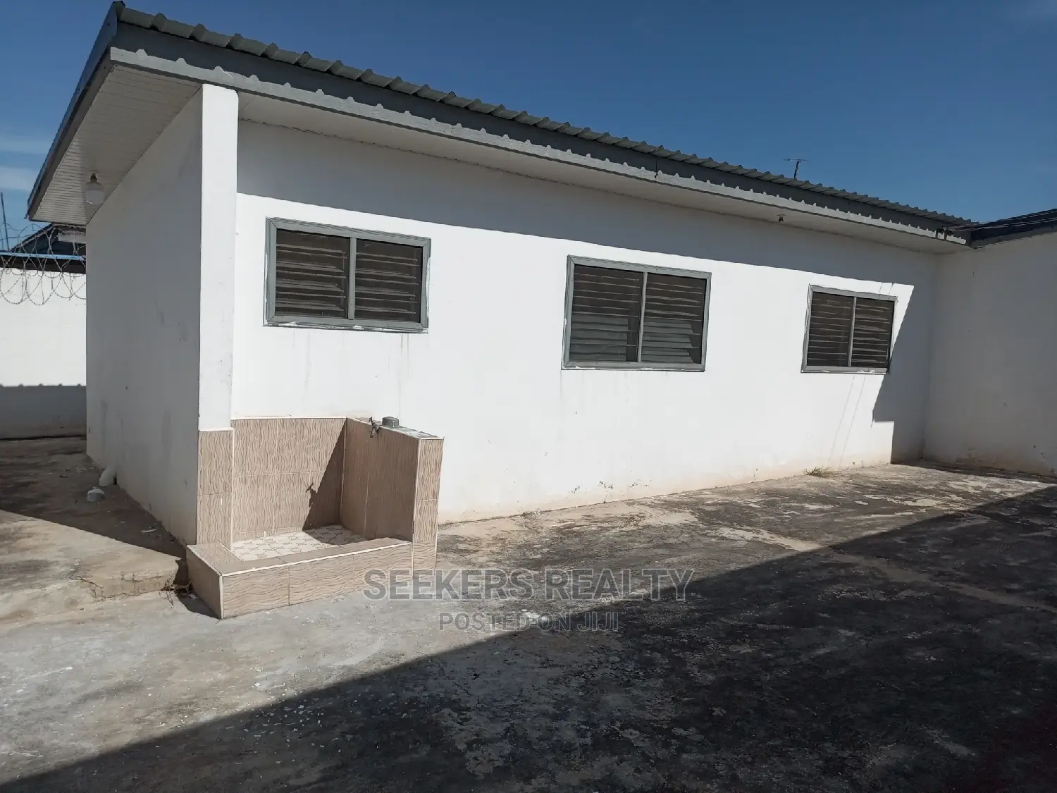 4bdrm House in Seekers Realty, Oxford Street for rent