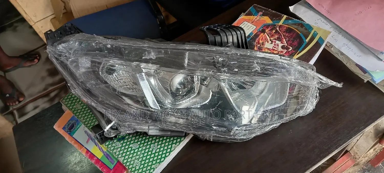 Honda Civic 2016-2019 Front HEADLIGHT Pair in Stock