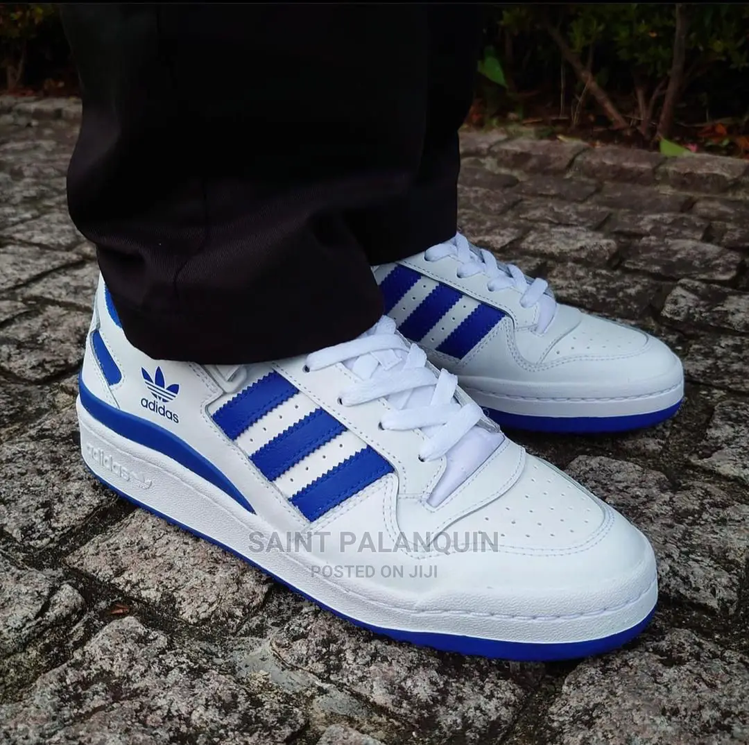 Adidas Sneak