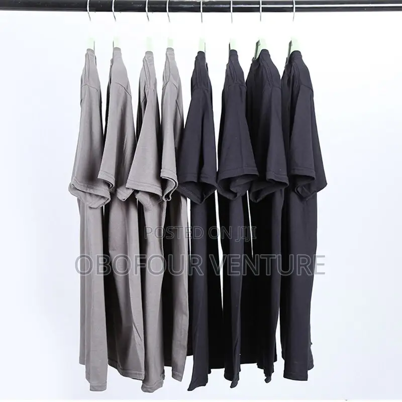 Original Gildan Round Neck T-Shirts. ,