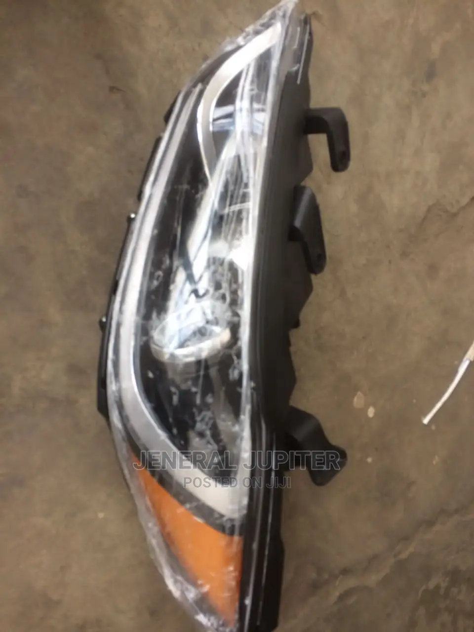 Hyundai Elantra 2017/18 Headlight Pair (Normal)