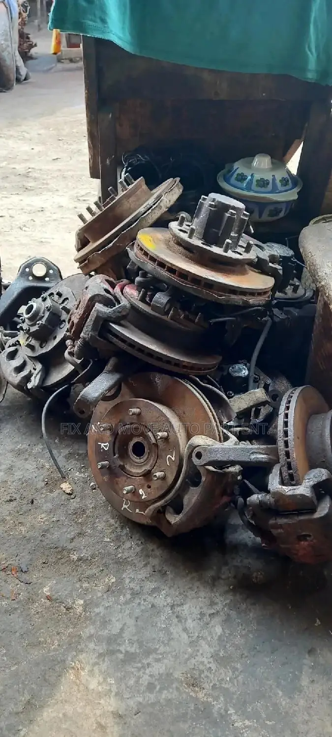 Nissan Hardbody/Ford Ranger/L200/Prado Wheel Hub for Sale