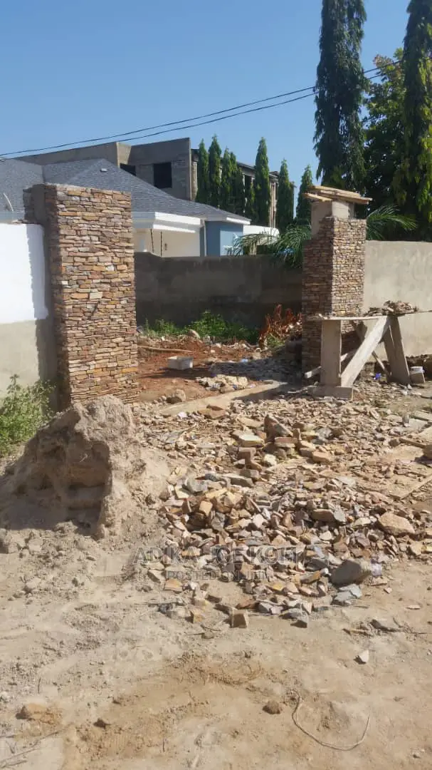 Joefel Marble Stones Laying
