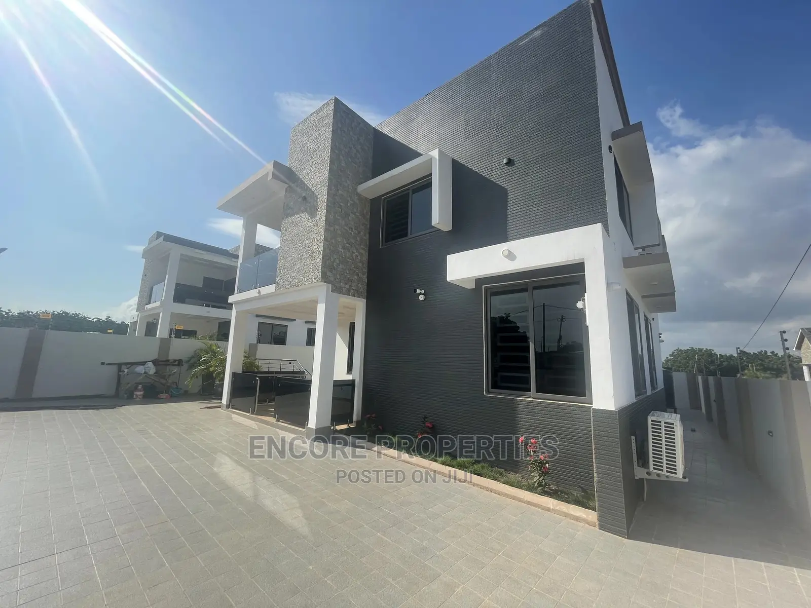 4bdrm House in Sagepropertiesgh, East Legon for sale
