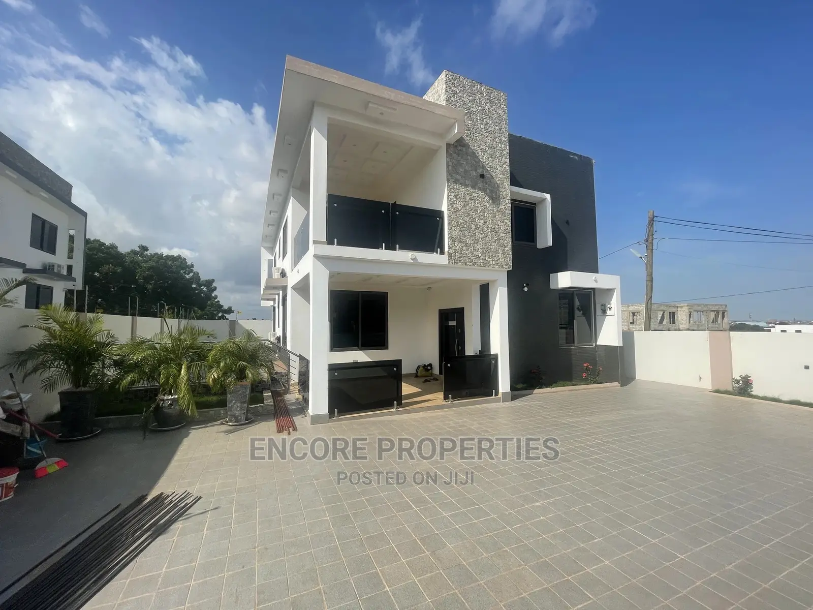 4bdrm House in Sagepropertiesgh, East Legon for sale