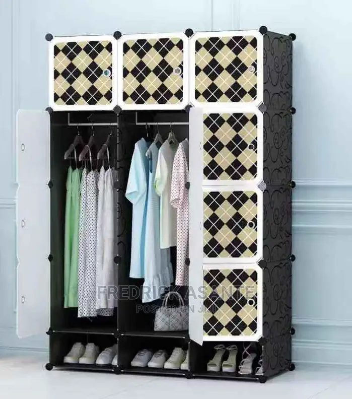 12 Cubes Plastic Wardrobe