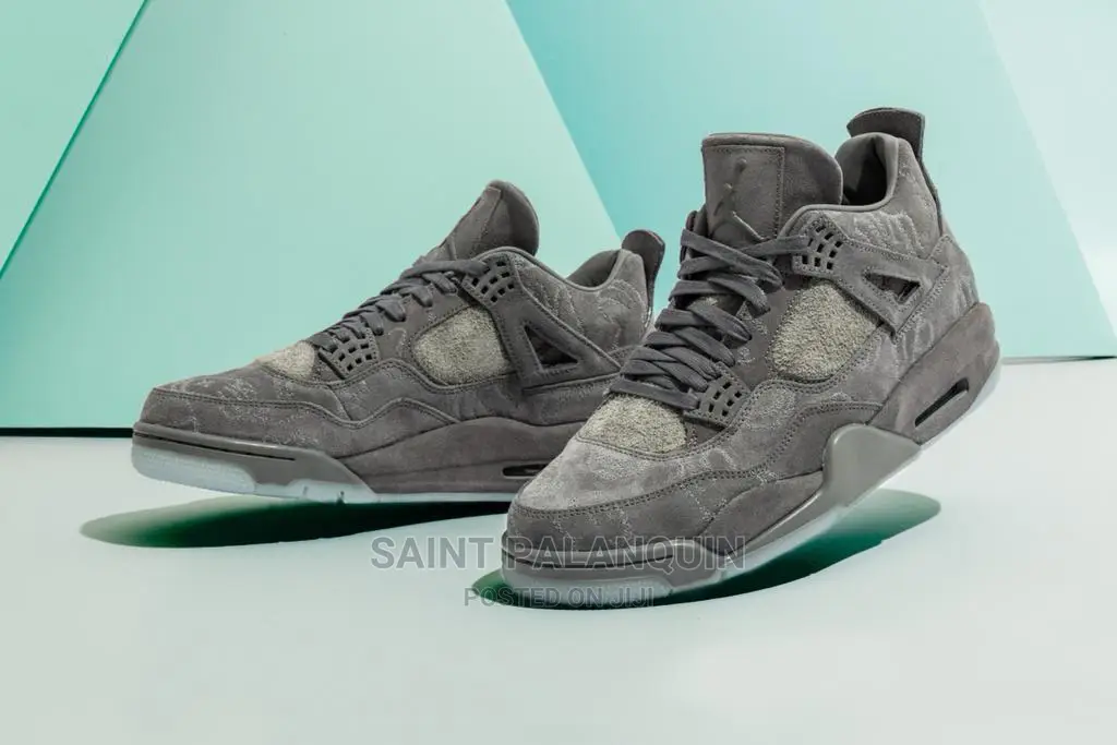 Nike Air Jordan 4