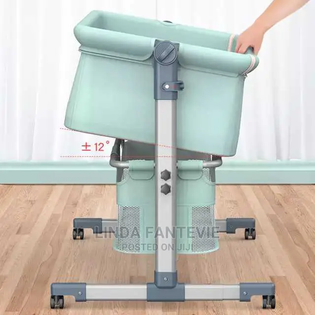 Bedside Bassinet With Net and Swing