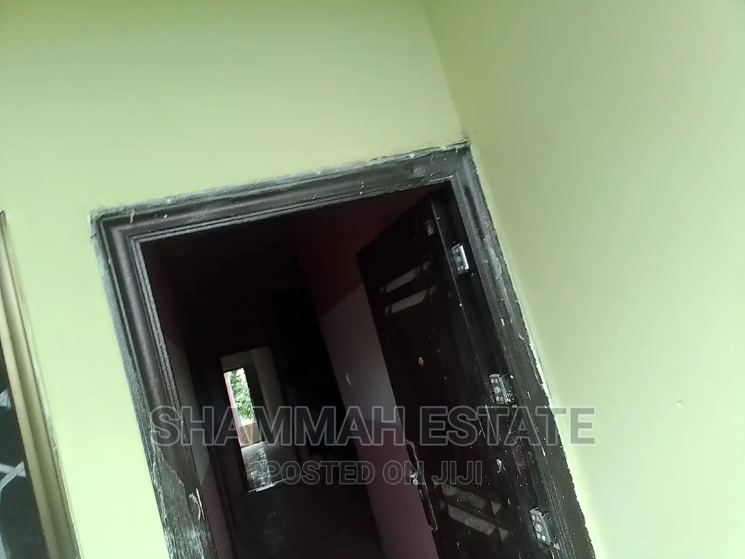 Furnished 8bdrm House in Aiding Estate, Sunyani Municipal for rent