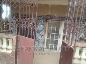 Furnished 8bdrm House in Aiding Estate, Sunyani Municipal for rent