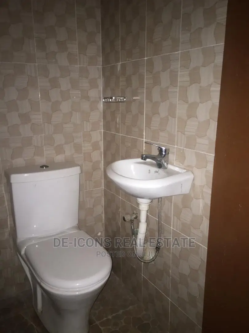 2bdrm Duplex in De-Icons Real, Ga South Municipal for rent