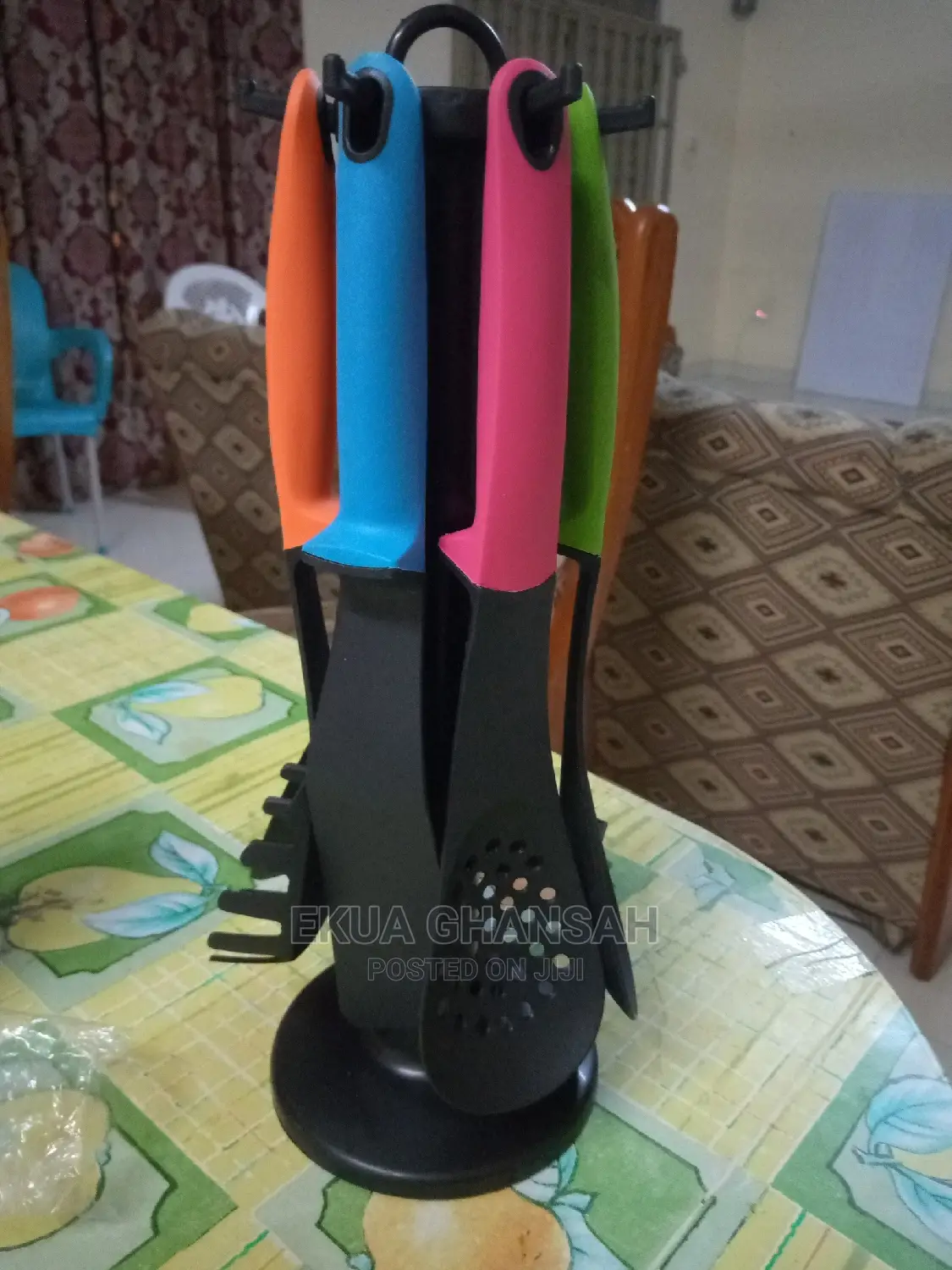 Laddle Set With Rotating Stand.