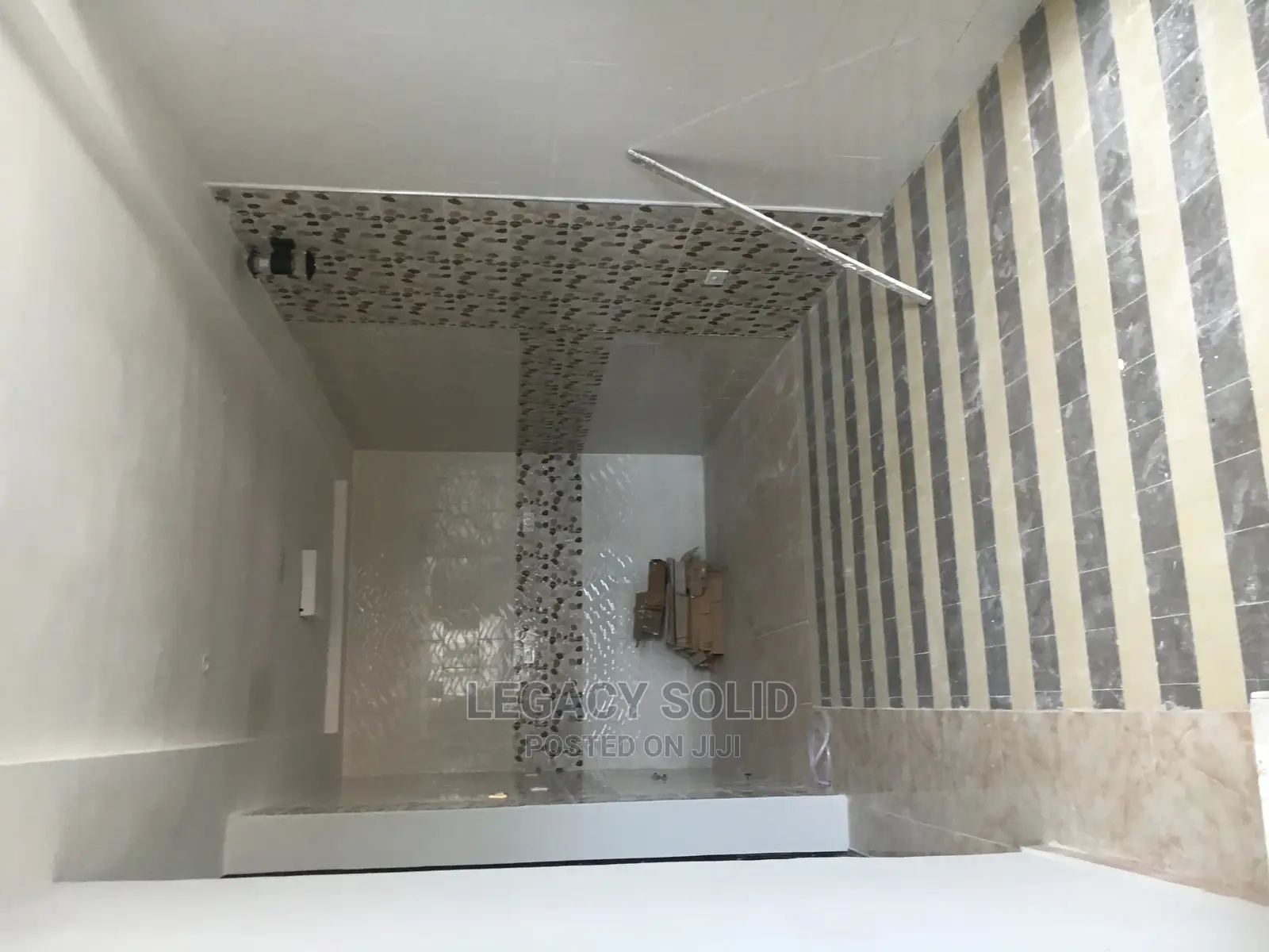 2bdrm Apartment in Legacy Consult, Ledzokuku-Krowor for rent