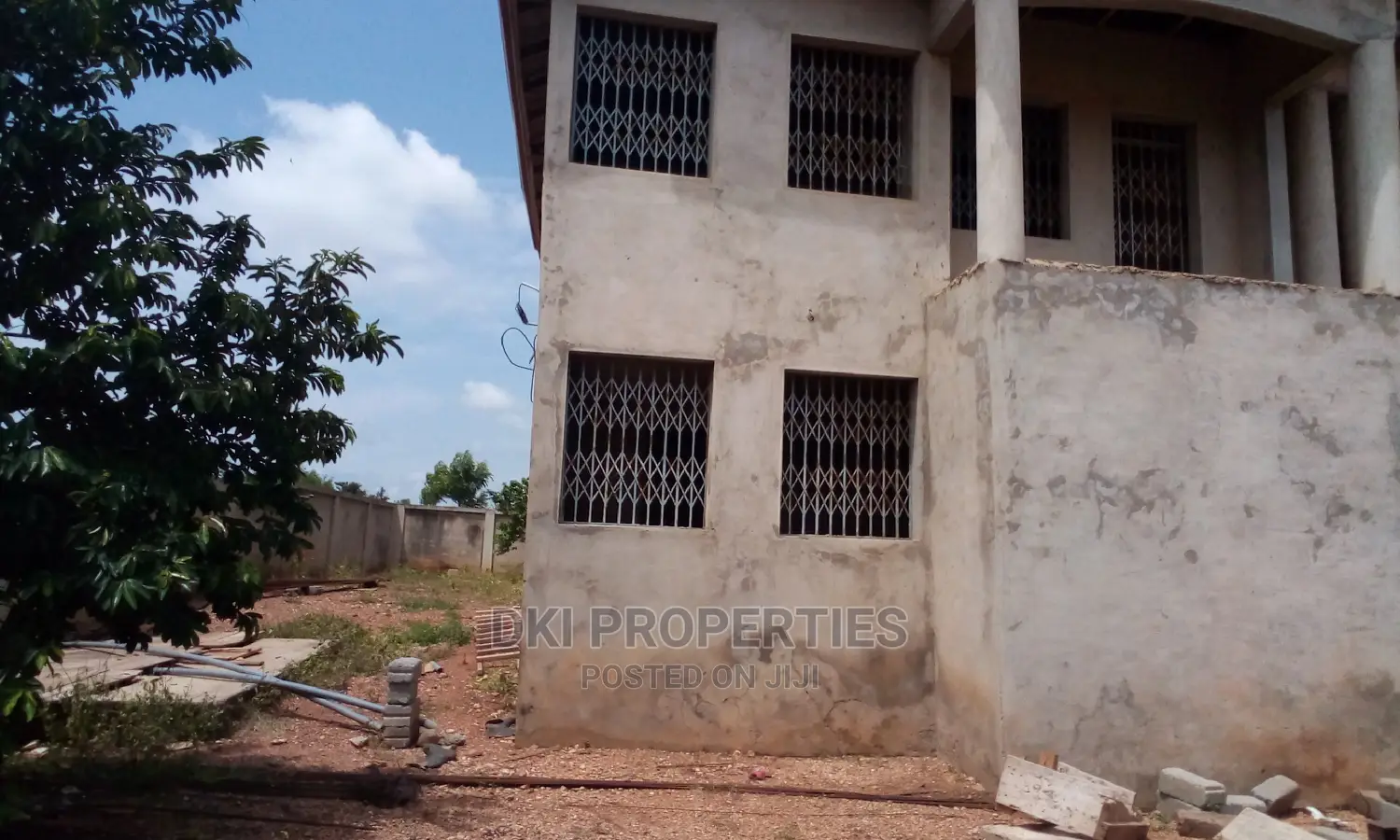8bdrm House in Katamanso, Valley View Area for sale