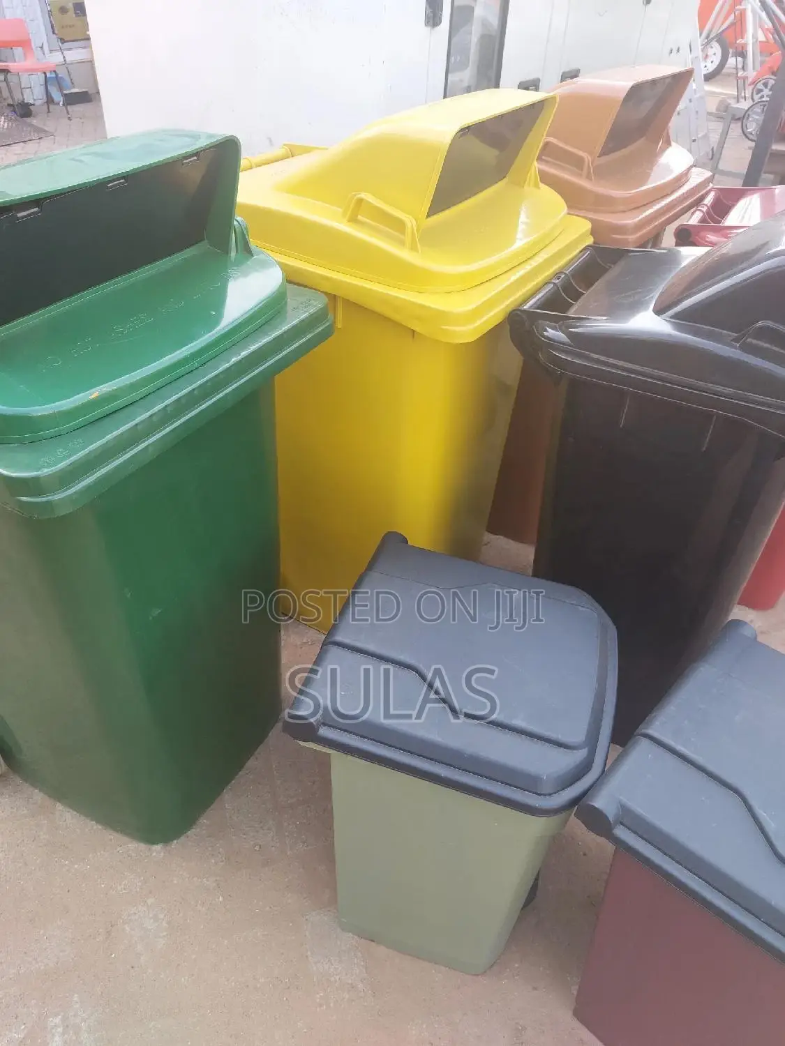 240 Liters Big Size Waste Bin All Colors Are Available