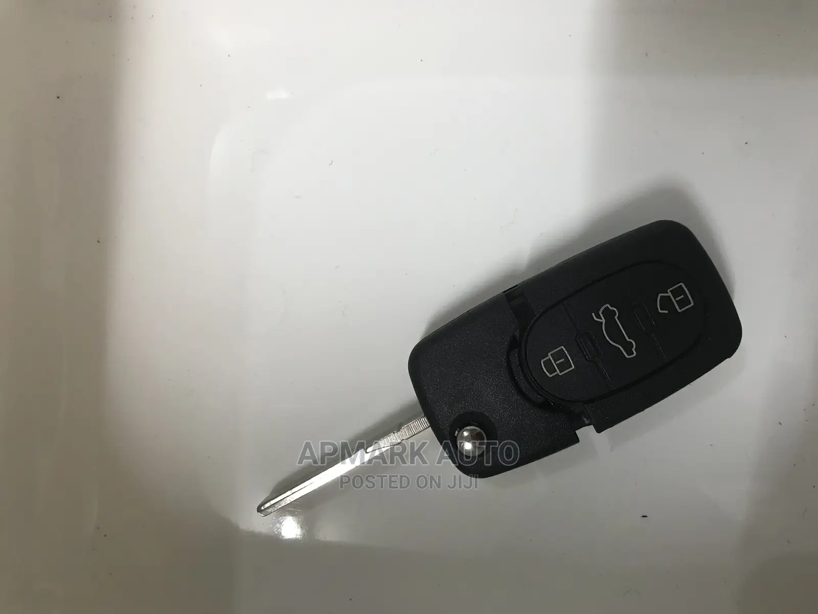 Audi Flip Key Shell Case for Audi A2 A3 A4 A6 A8 Tt