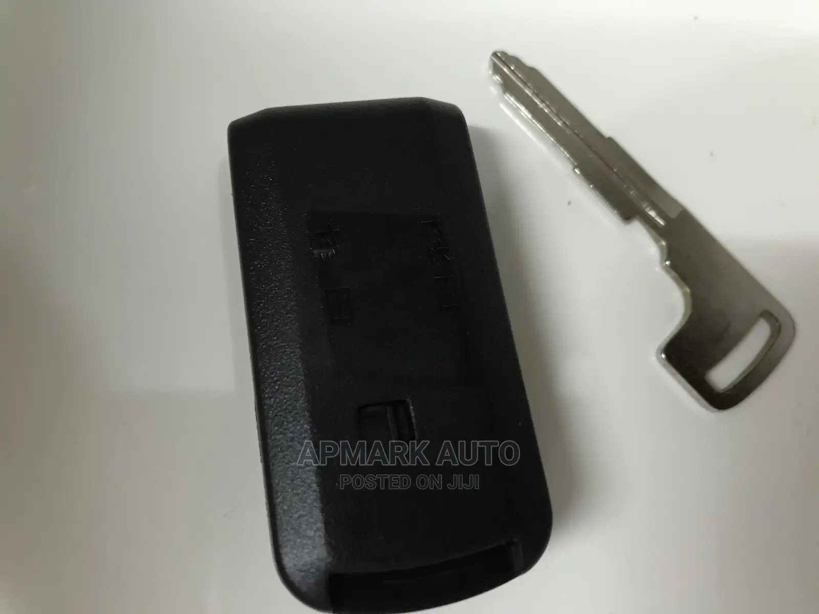 Mitsubishi L200 and Montero Smart Key Shell Case