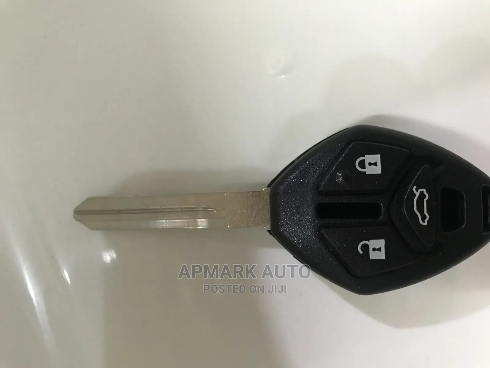 Mitsubishi Mirage Remote Key Shell Housing