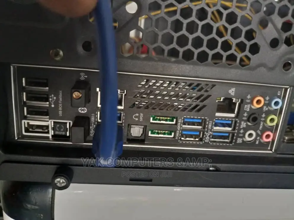 Desktop Computer Asus 16GB Intel Core I7 HDD 1T