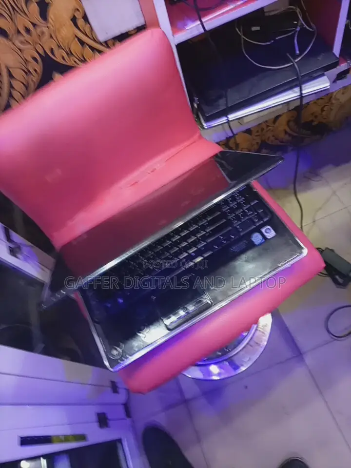 New Laptop HP Pavilion 15 4GB Intel Core 2 Quad HDD 250GB