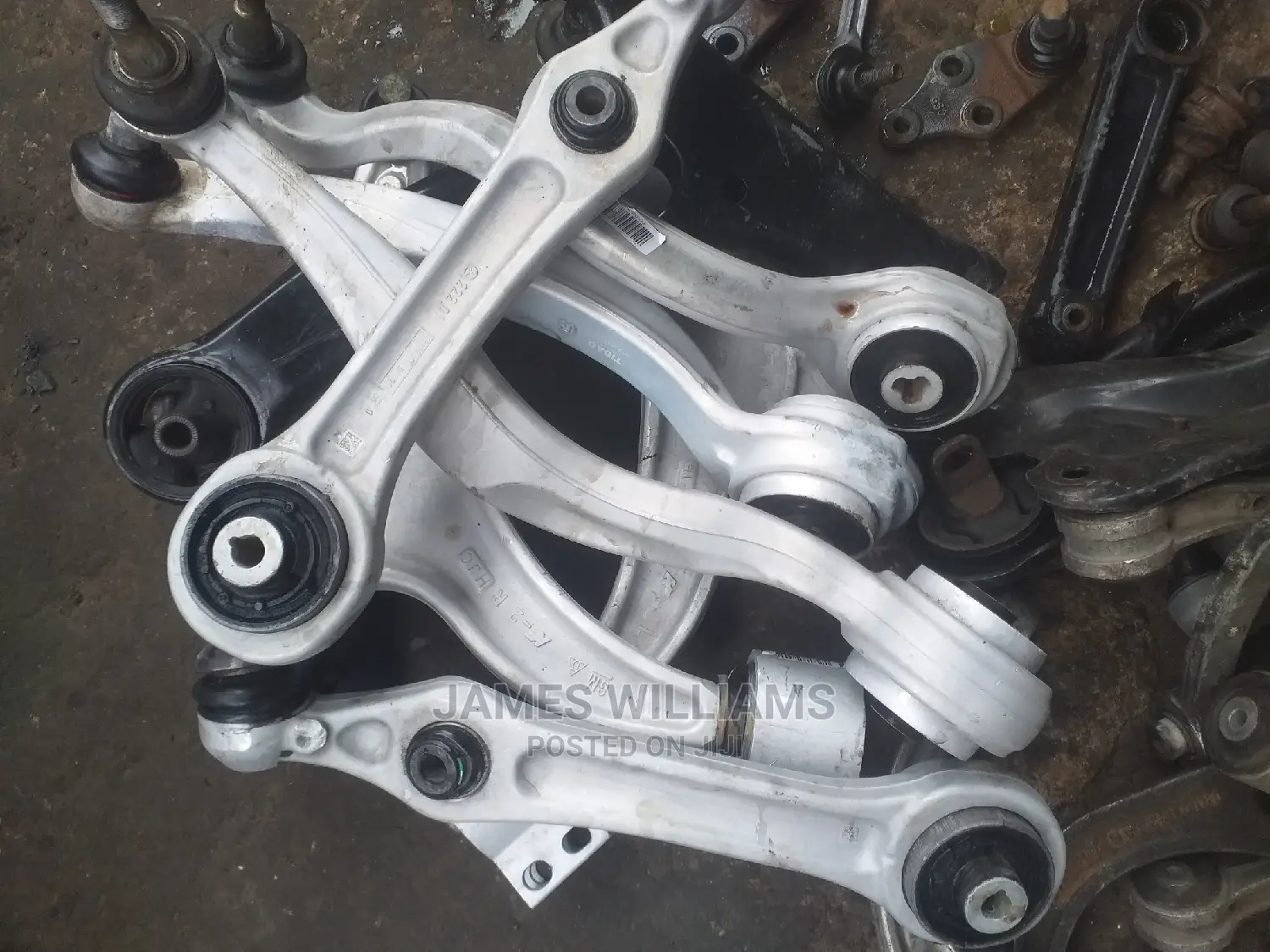 Lower Arm for Toyota , Benz. Chevrolet