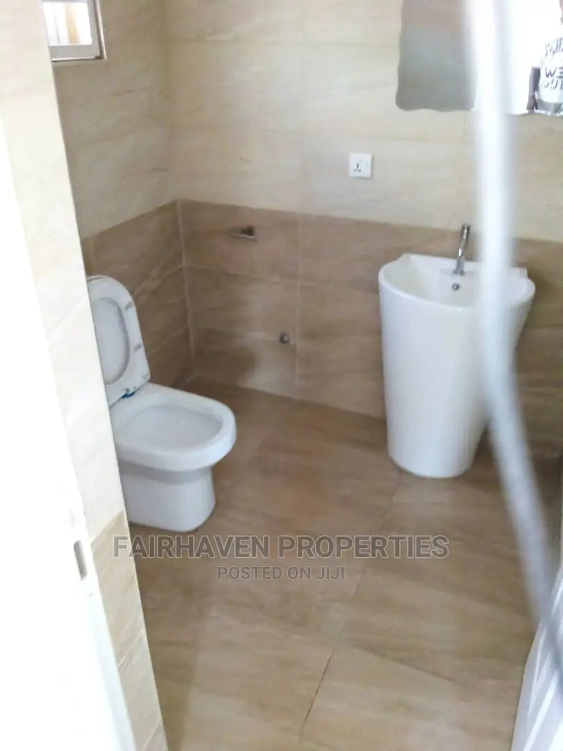 2bdrm Apartment in Fair Haven, Airport Residential Area for rent
