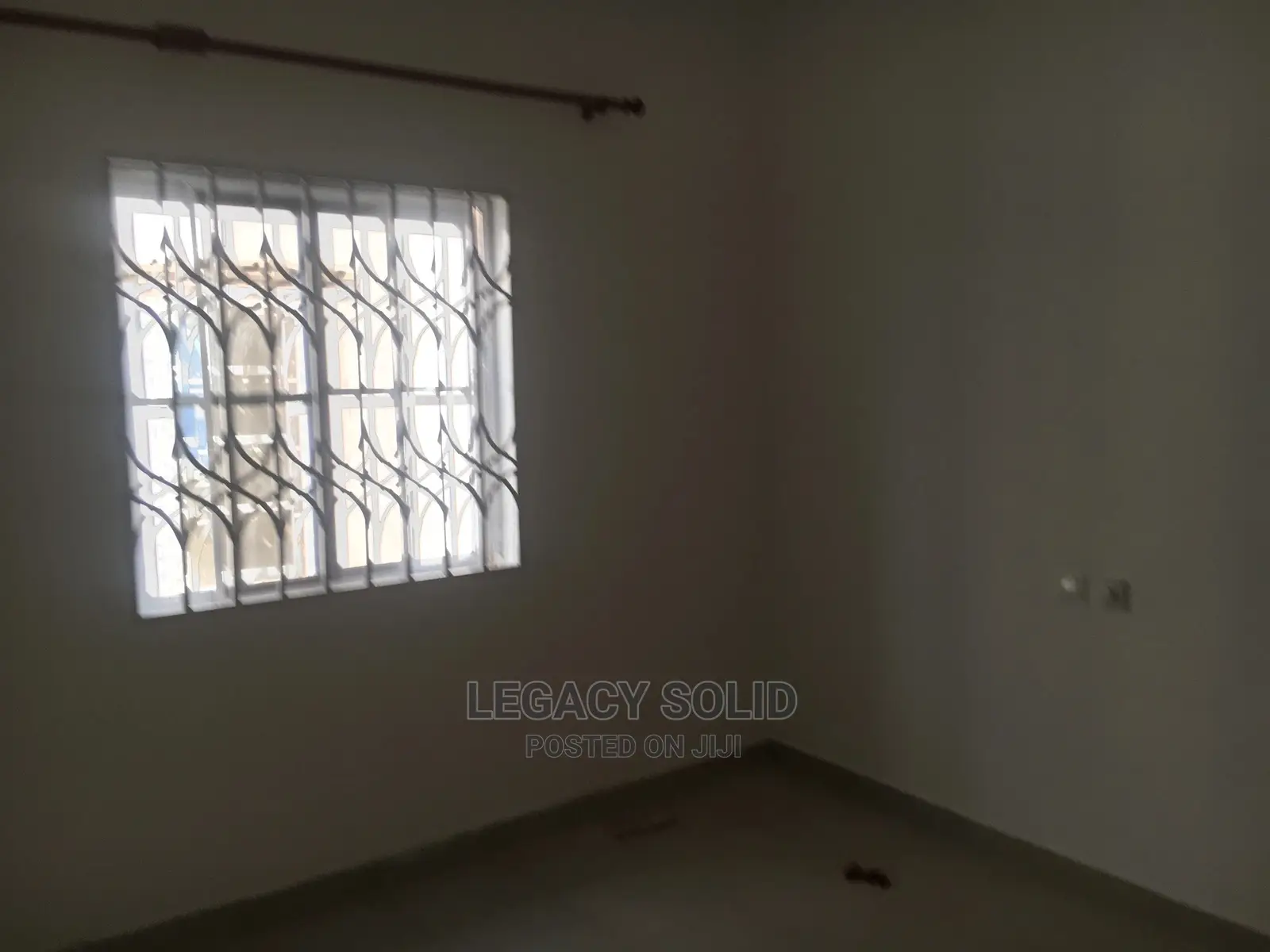 1bdrm Apartment in Legacy Consult, Spintex for rent