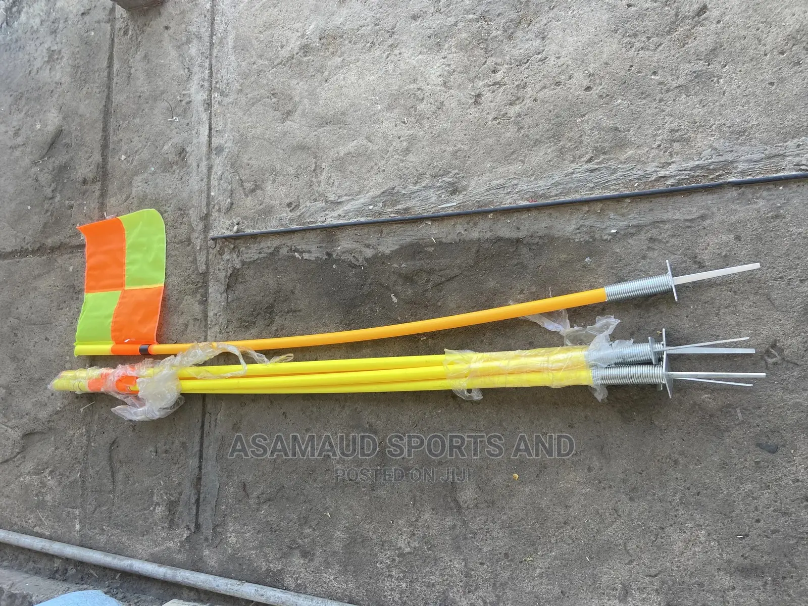 Original Corner Pole at Cool Price