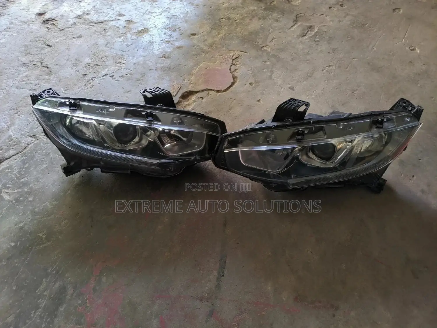 Honda Civic 2017 Headlights