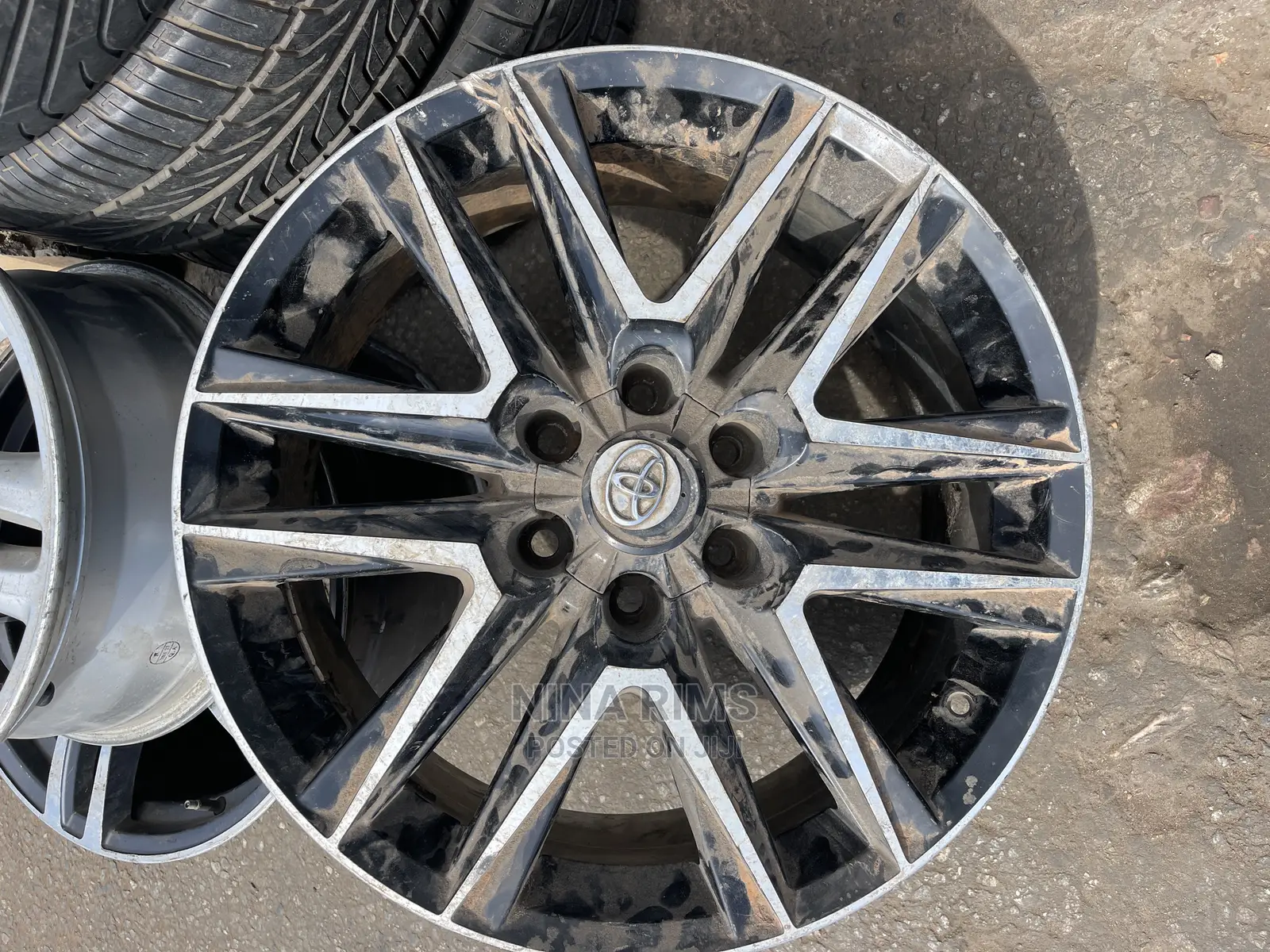 Original Land Cruser Six Holes