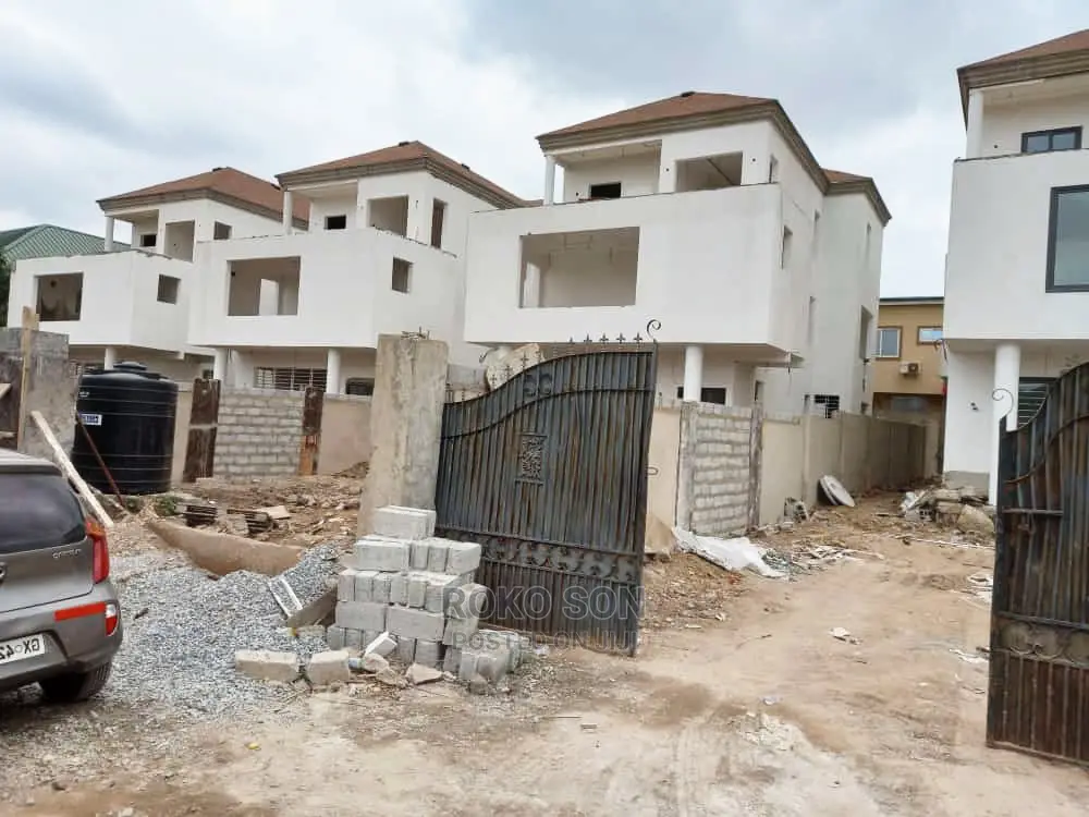 5bdrm Apartment in Dr Roko, Roman Ridge for sale