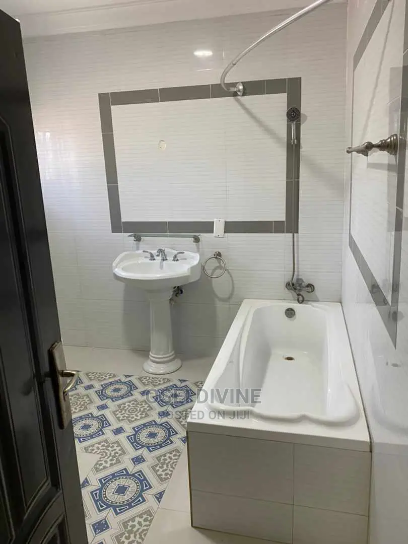 Very Executive 2bedrooms Apartments Dansoman Enso