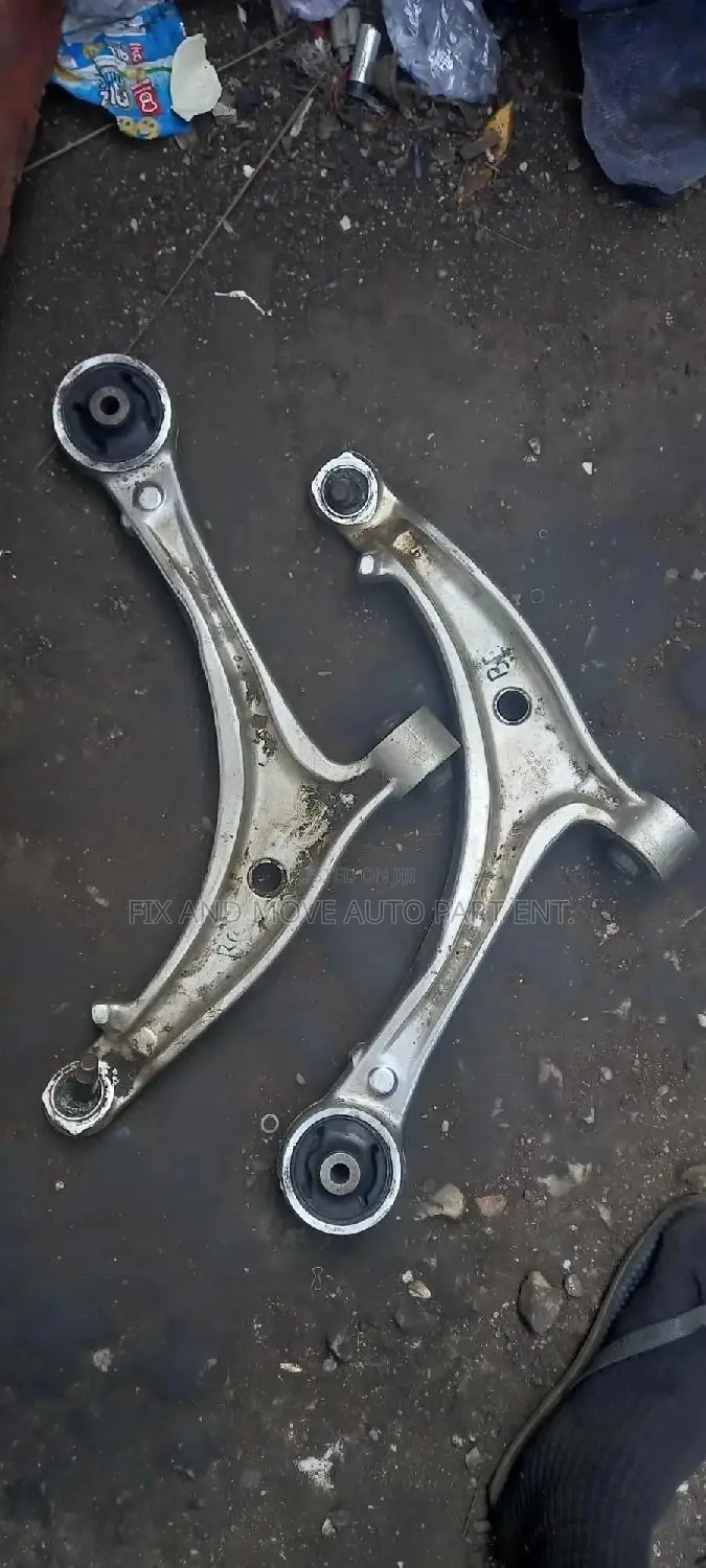 Honda Odyssey 2008-2012 LOWER ARM Pair Available