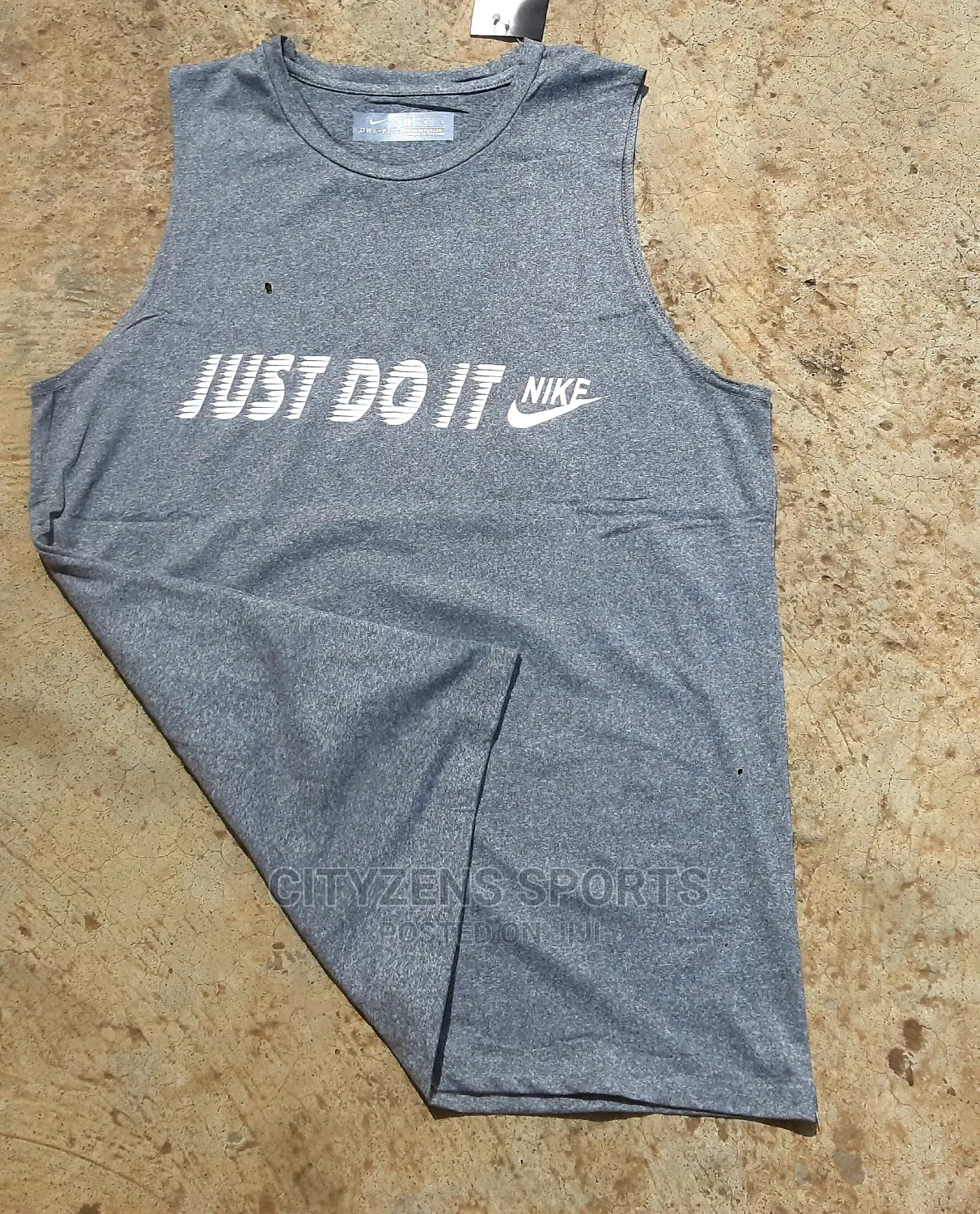 Nike Ash Sleeveless Gym/Sports Top
