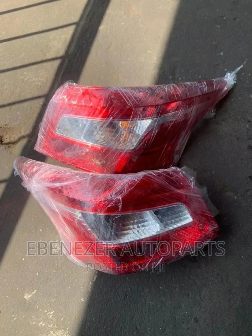 Nissan Sentra 2017 Taillights