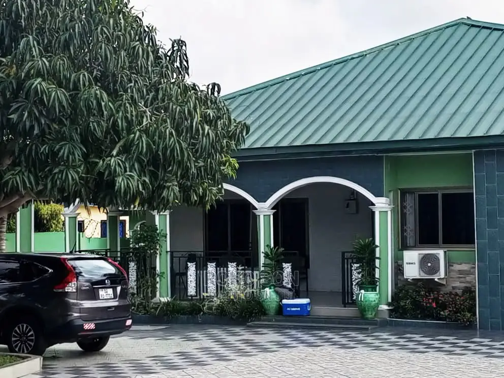 7bdrm House in Dr Roko, Manet Junction for Sale
