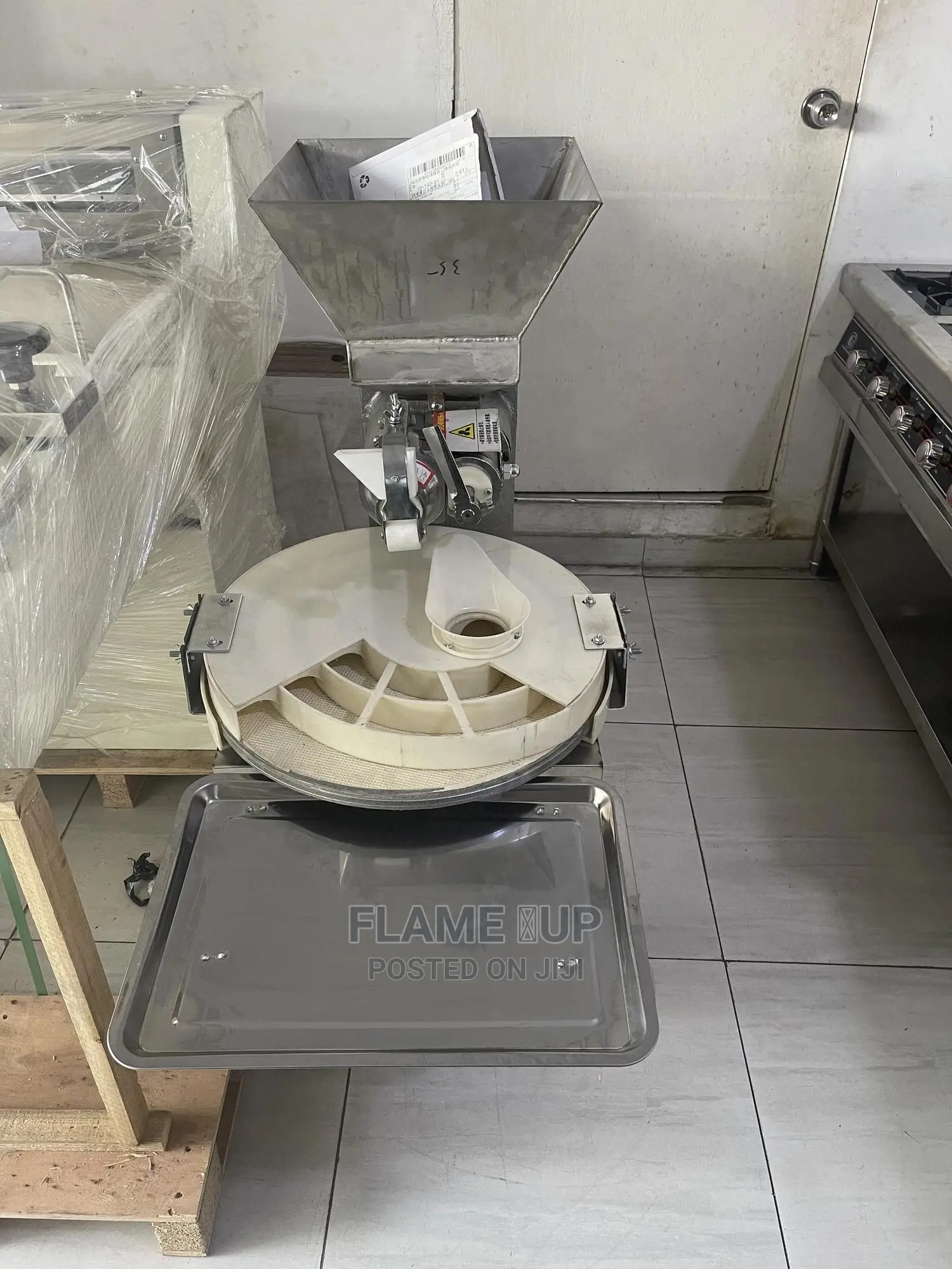 Dough Cutting Moulder