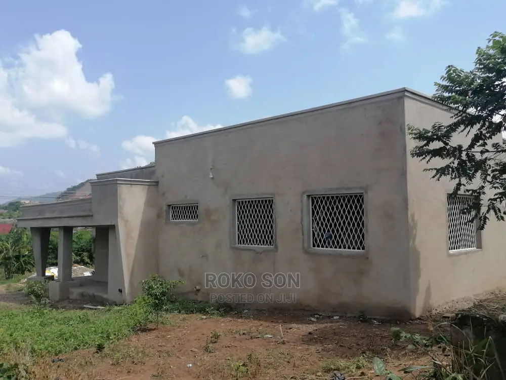 3bdrm House in Dr Roko, Pokuase for Sale