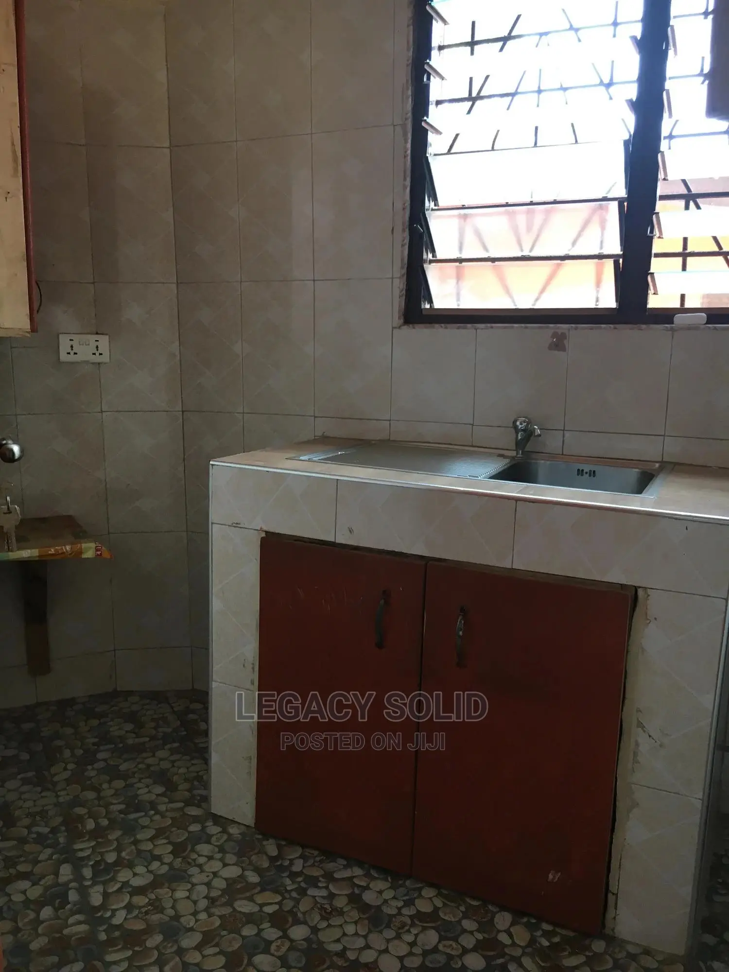 1bdrm Apartment in Legacy Consult, Ledzokuku-Krowor for rent